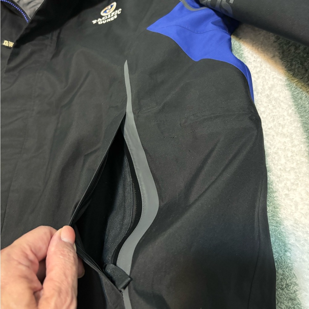 Gortex Adidas Black And Blue Performance Jacket Xl - image 4